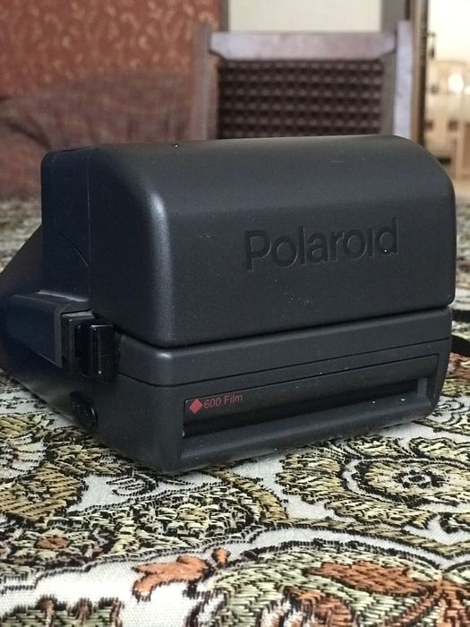 Продам фотоаппарат Полароид 636