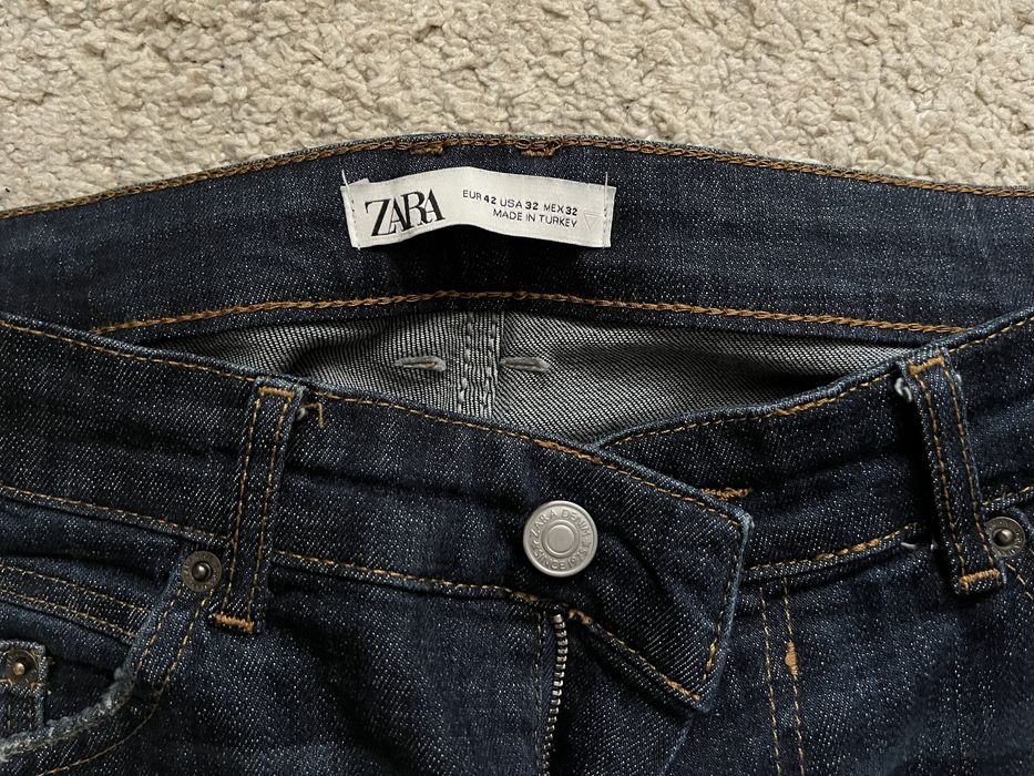 Vand Blugi Zara marimea 42