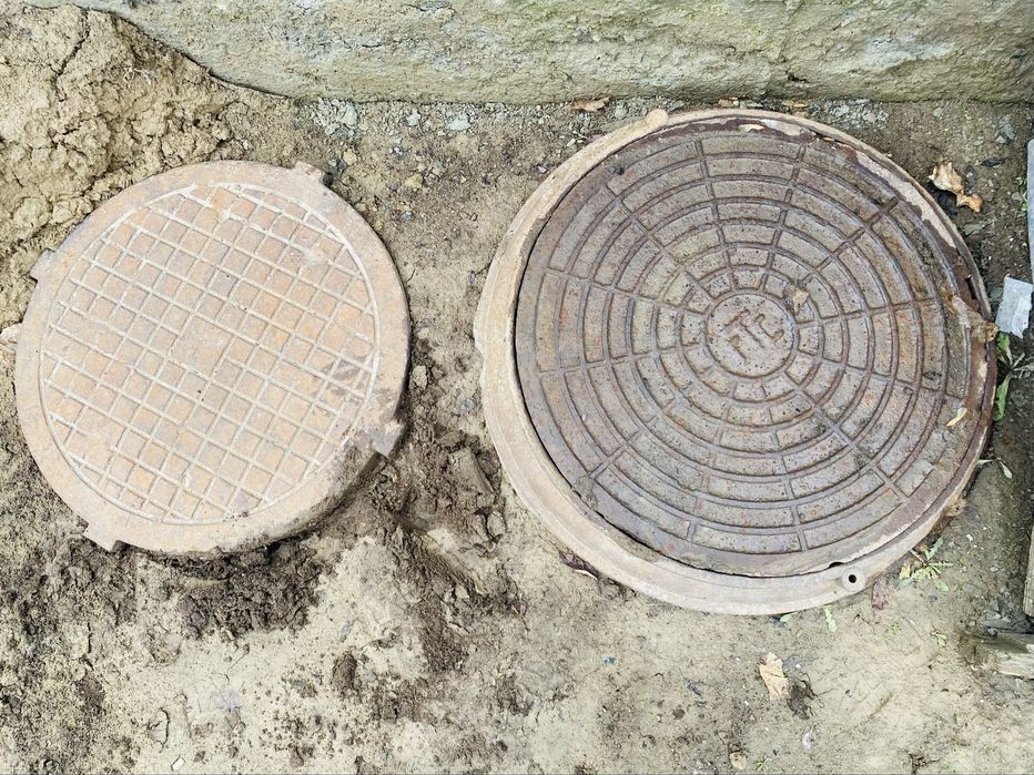 Люк канализационный