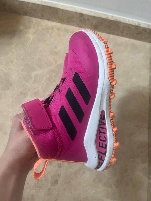 Детски зимни обувки Adidas