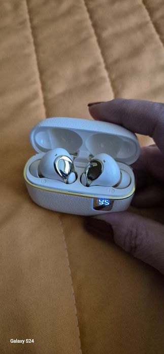 Bluetooth  слушалки