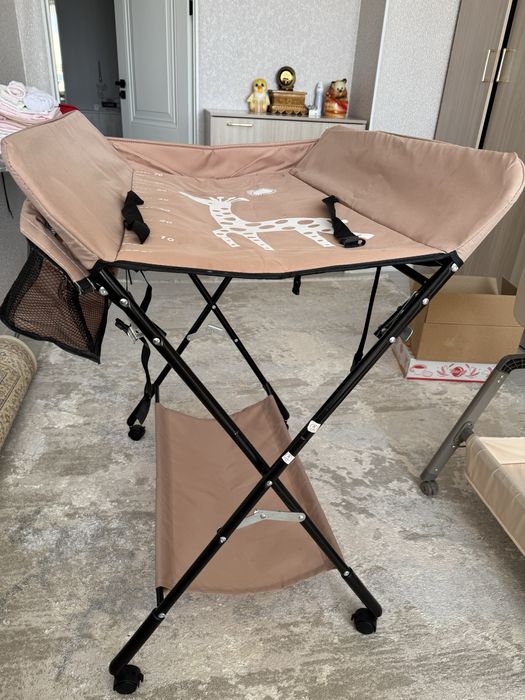 Пеленальный столик