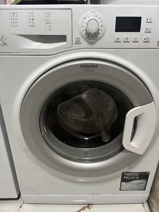 Продавам пералня аристон