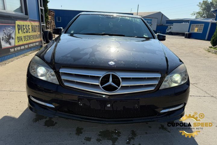Usa / Portiera spate stanga culoare 197 Negru Obsidian Mercedes-Benz