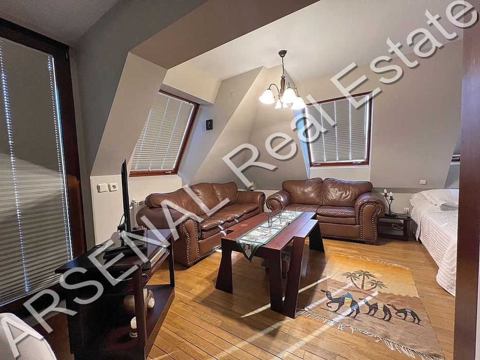 Дава се под наем Ателие в София, Център - 60 кв.м за 785 € - Снимка #10