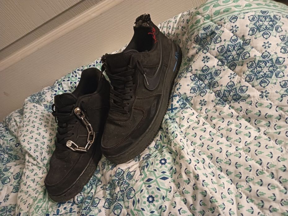 Nike Air Force 1 Custom – Model Unicat – Lanț Metalic – Streetwear