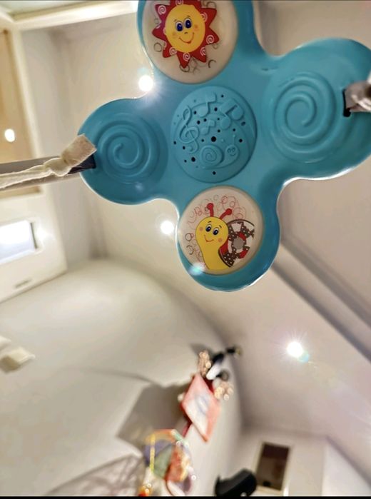 Кош за бебе/музикален шезлонг Tiny Love