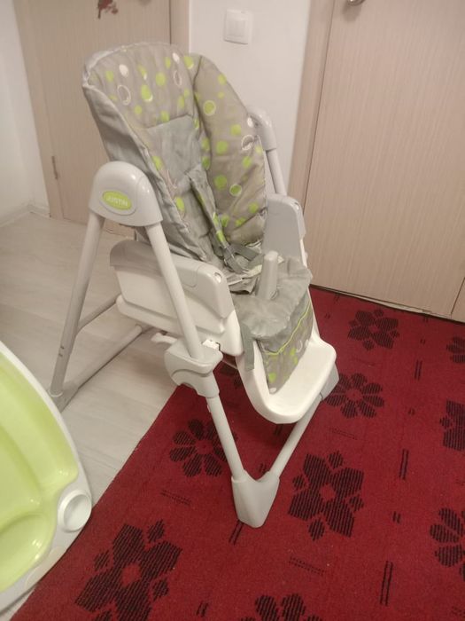 Продаю кресло для кормления детей