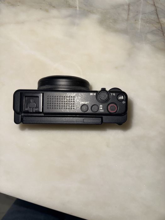 Camera digitala Sony ZV 1F