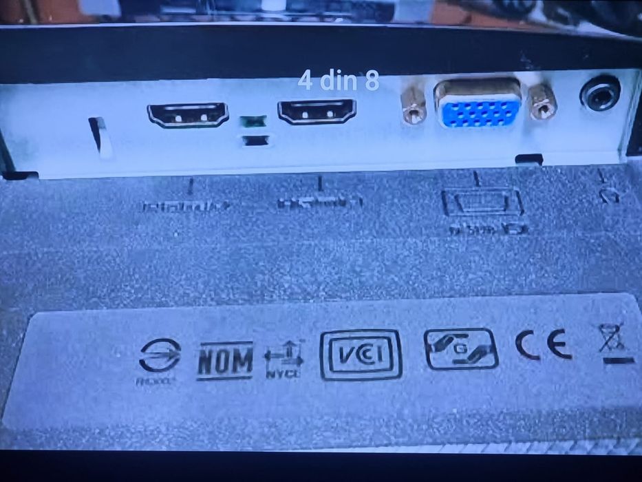 Monitoare 3 screen tv.