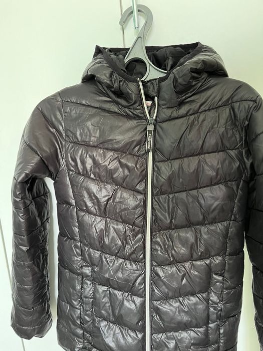 Куртка на девочку.