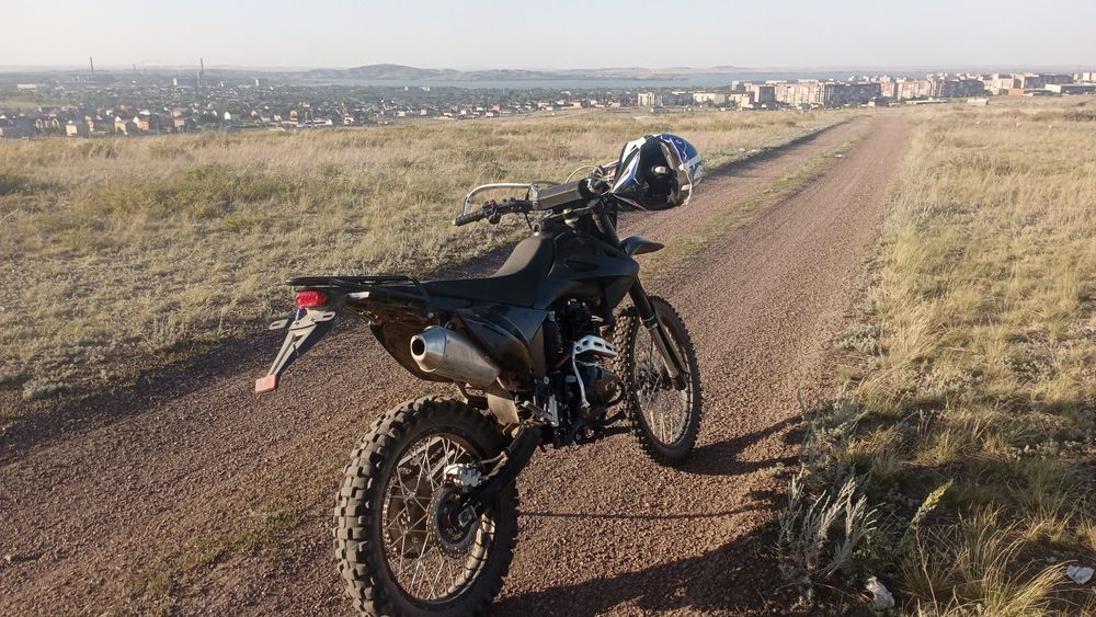 Продам мотоцикл. Состояние нового