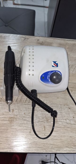 Маникюрный аппарат  стронг 204/105