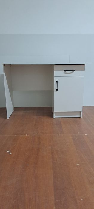 Компьютерный стол, парта