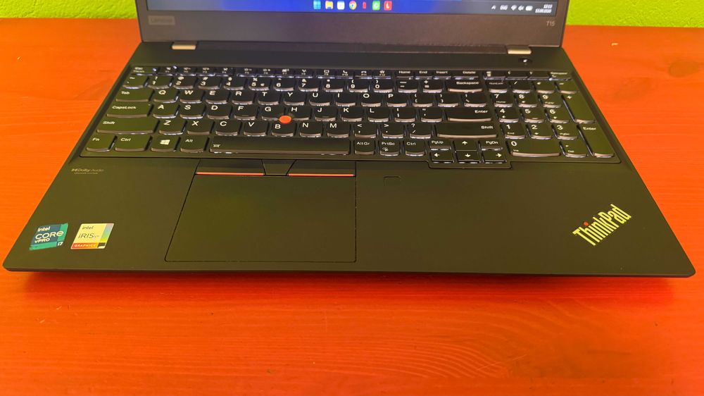 Thinkpad T15 Gen 2i, core I7-1185G7, 32 GB RAM, 512 GB NVME Samsung - impecabile