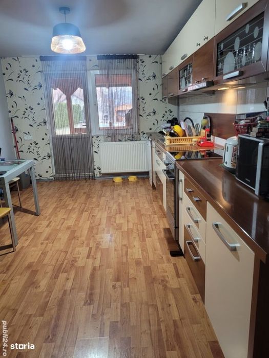 Vila individuala, 180 mp, teren 11 ari, zona Sud-Est
