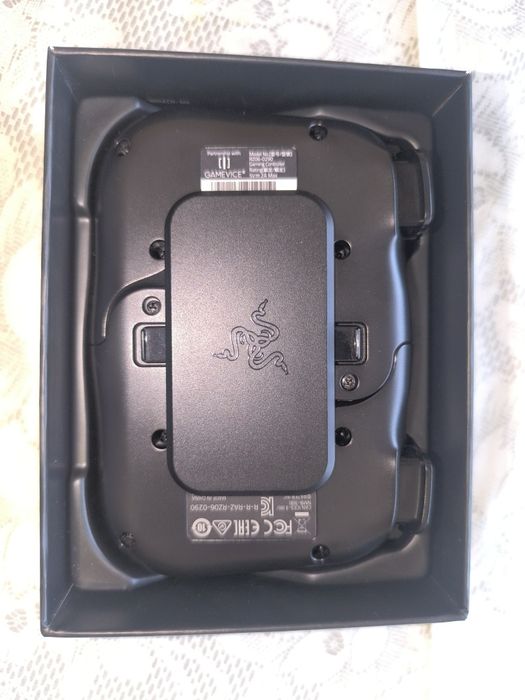 Razer Kishi controller