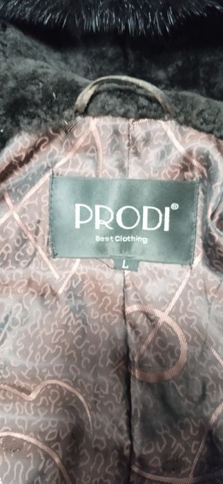 Продам две шубы новые