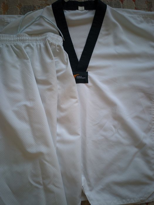 Набор одежды для тренеровок