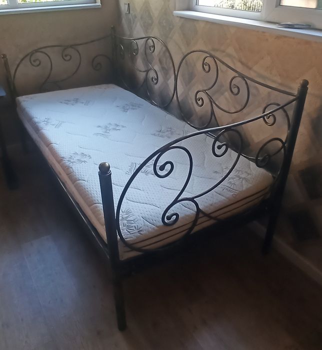 Спални ковано желязо