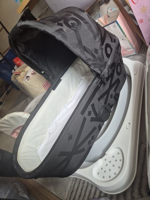 Кош за новородено Cybex MELIO STREET COT