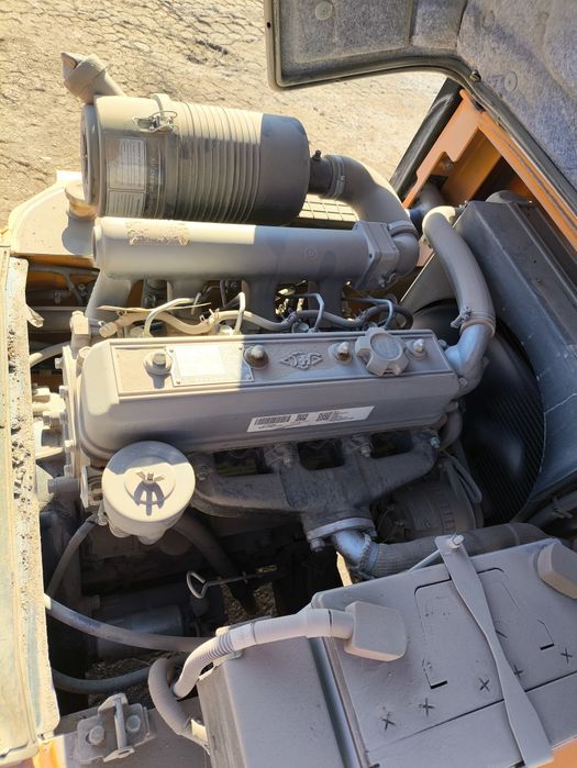 Вилочный погрузчик