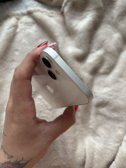 iPhone 13 128GB  la cutie