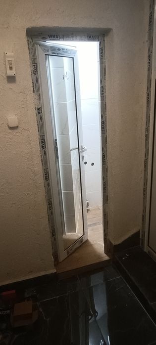 Поръчкови Душ кабини,паравани и АЛ-врати