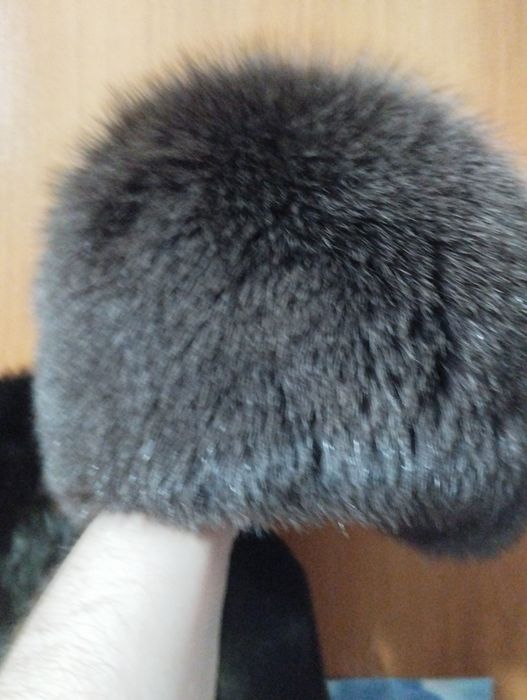 Шуба мутон 54 р. и шапка песец