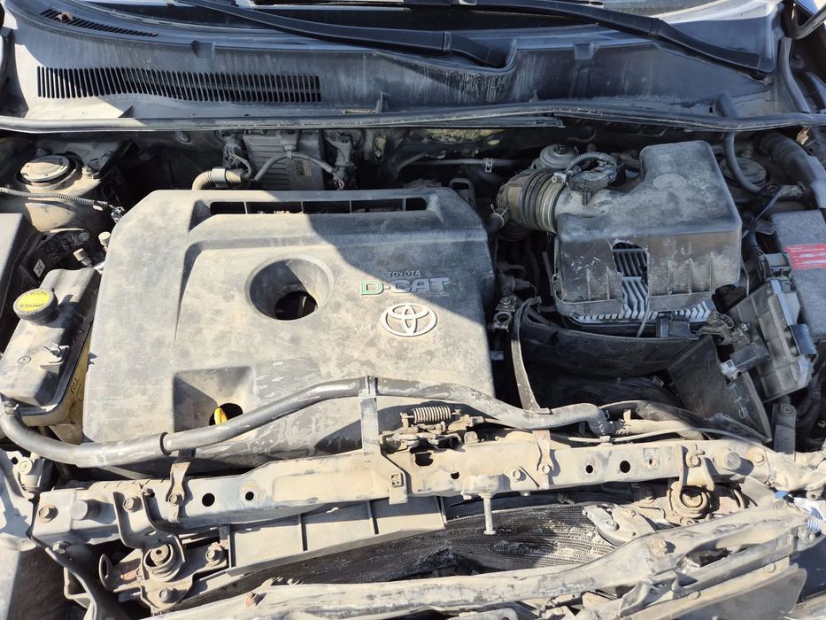 Dezmembram Toyota Rav4  4x4, an 2008, 2.2 Diesel 130KW