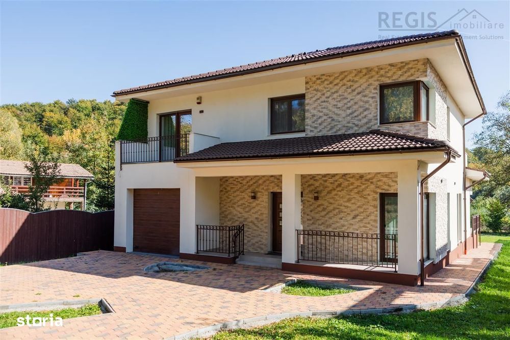 Vila moderna de 5 camere zona Noua