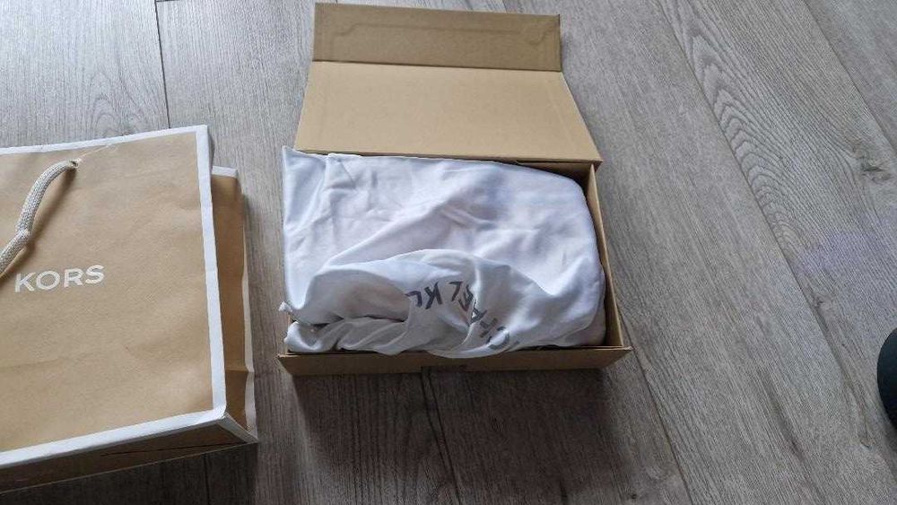 Geanta noua originala piele Michael Kors Greenwich Golden Rod