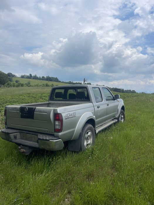 Nisan Navara  4x4