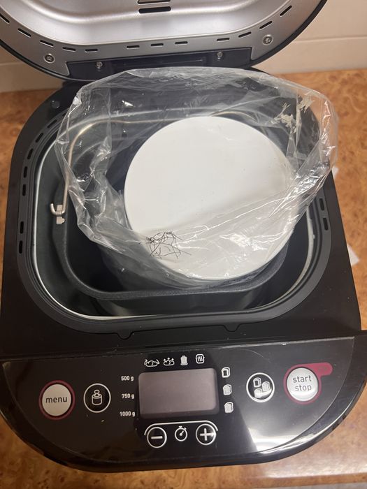 Masina de facut paine Pain & Delices , 20 de programe , negru/otel