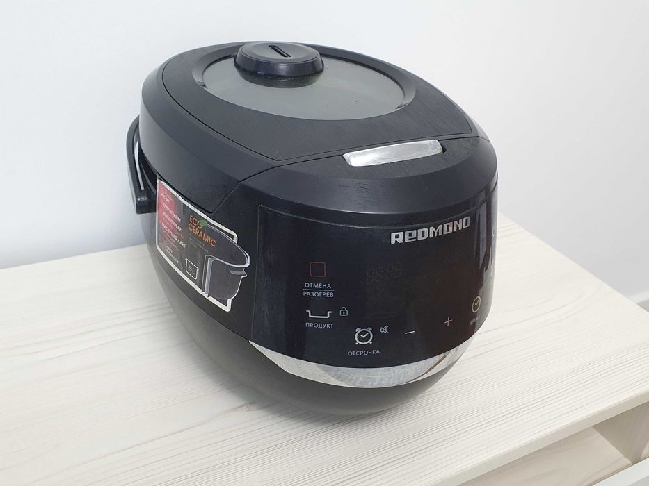 Продам мультиварку Redmond