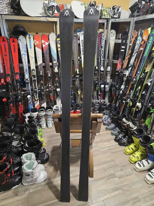 Schiuri Volkl Code, 175cm.