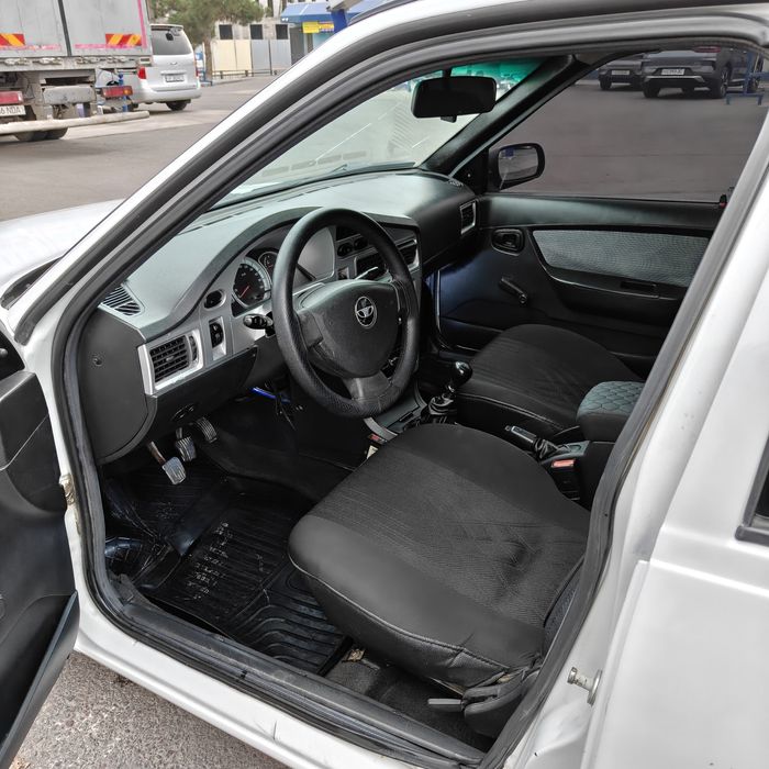 Nexia 2, 2014, 1,6 л DOHC, в очень хорошем состоянии