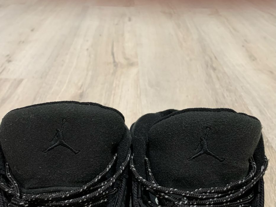 Air jordan 13 black cat