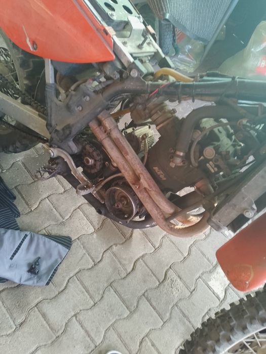 Motocicleta KTM lc4