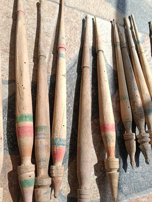 Битови предмети.Вретена