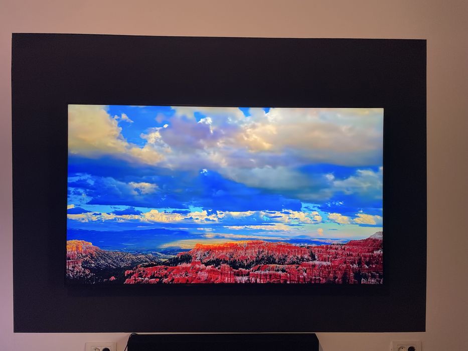 Televizor OLED Samsung Smart 163cm UltraHD 4K