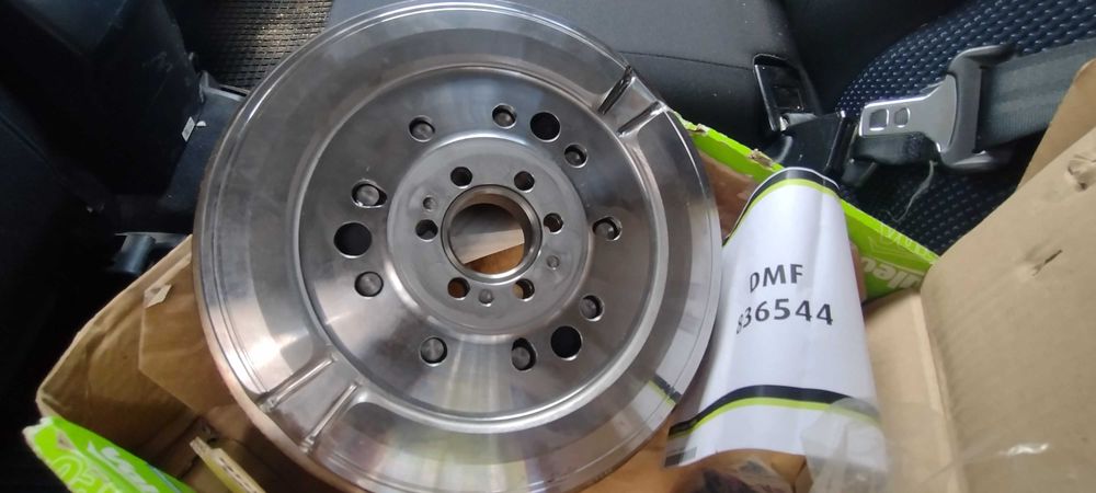 Двумасов маховик за Фолксваген 2.0TDİ  140 КС