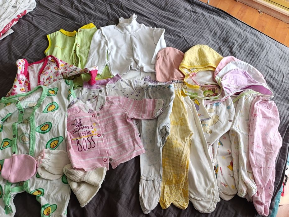 Отдам даром детские вещи