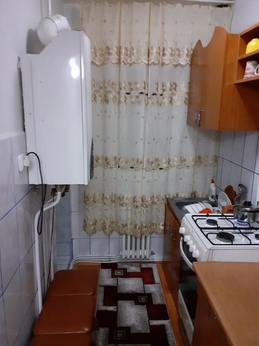 Vând ap 2 camere et 2