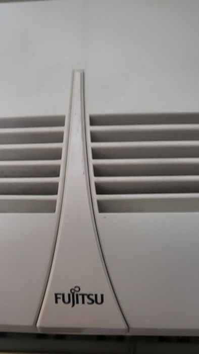 Климатик Fujitsu