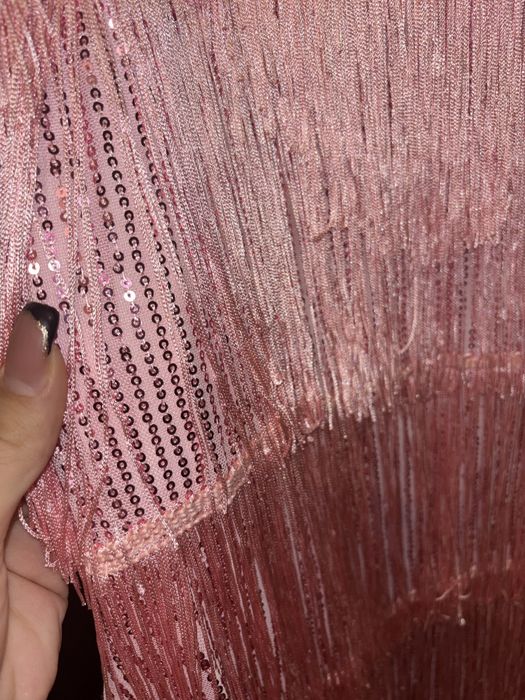 Къса официална рокля