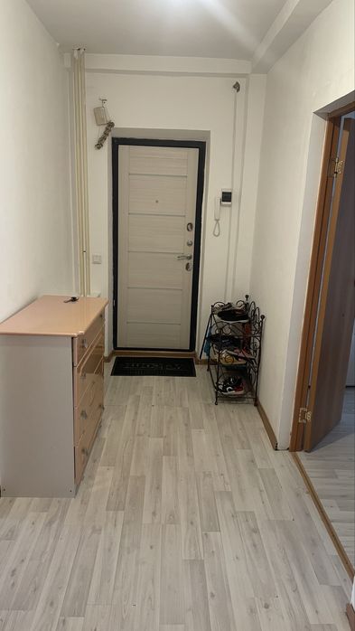 продам 3-х комнатную квартиру