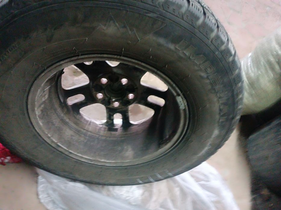 комплект шин Imperial с дисками land rover