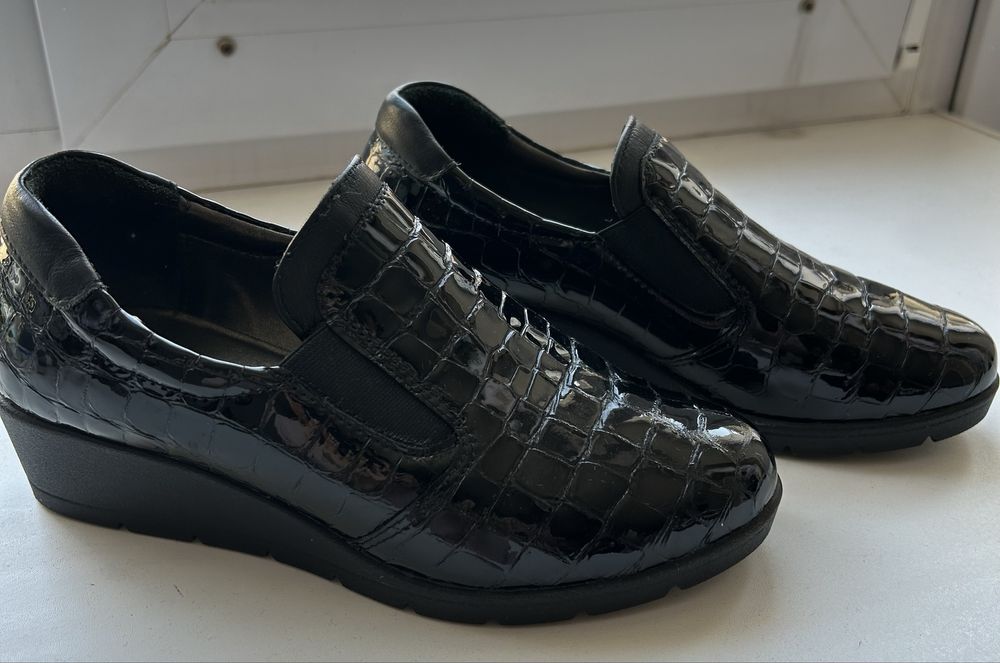 Лакированные туфли