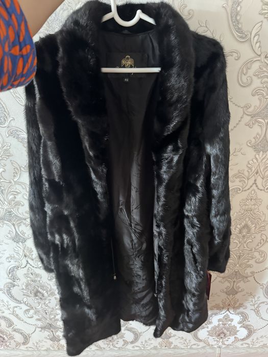 Новая и чистая шуба